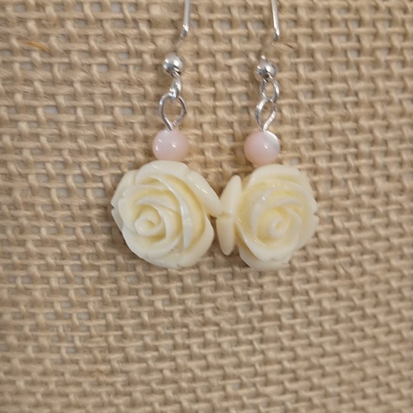 Earrings - Picture 3 of 3